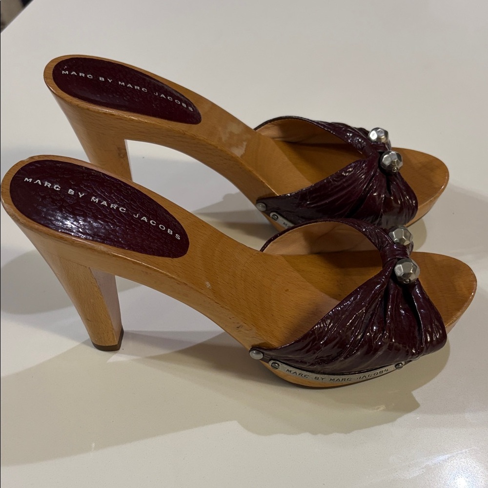 Marc Jacobs Wood Burgundy Mules with Bow Accent-Y2K - Picture 2 of 10